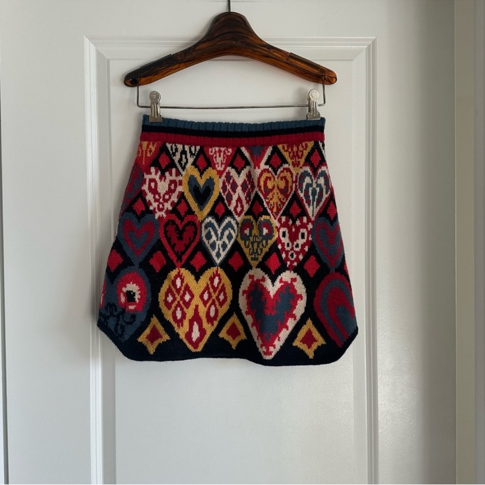 FARM Rio Multicolor Heart Pattern Mini Skirt - Picture 2 of 7